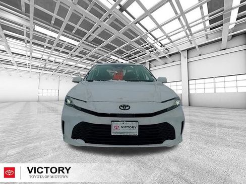 Used 2026 Toyota Camry LE image 8