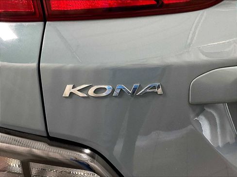 Used 2023 Hyundai Kona SE image 28