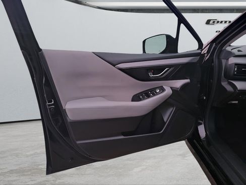 Used 2023 Subaru Legacy Premium image 9