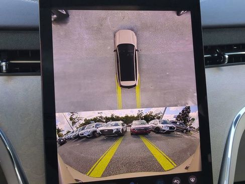 New 2025 Volvo EX90 Ultra AWD/4WD image 17
