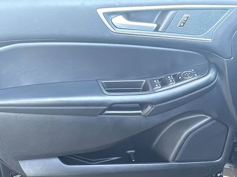 Certified 2024 Ford Edge SEL w/ Convenience Package AWD/4WD image 18