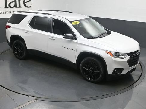 Used 2020 Chevrolet Traverse LT FWD image 50