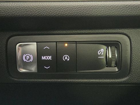 New 2026 Chevrolet Traverse LT w/ Midnight/Sport Edition FWD image 22