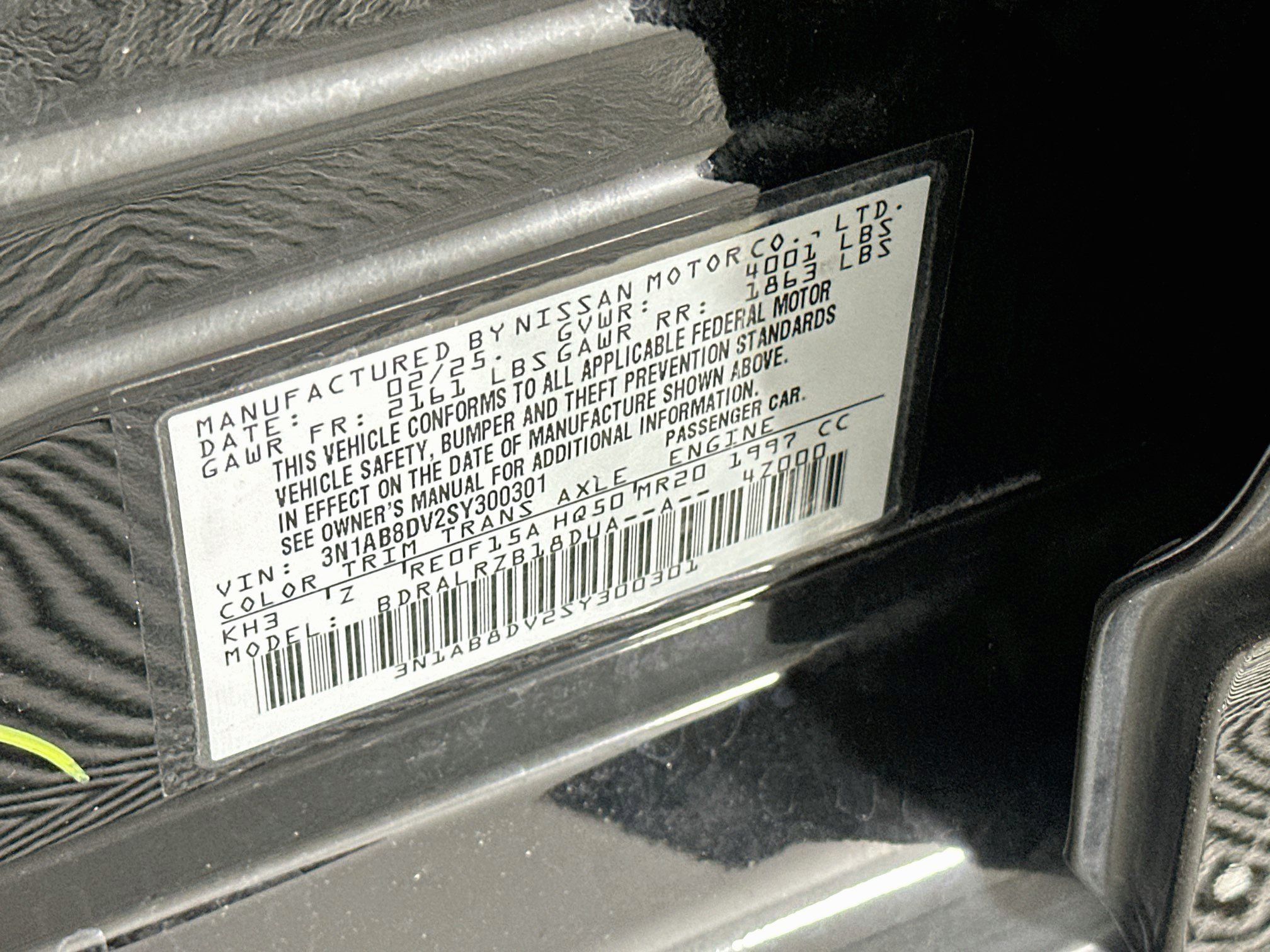 Used 2025 Nissan Sentra SR FWD image 12