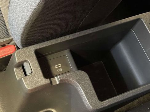 New 2025 Nissan Versa SV w/ Trunk Package image 17