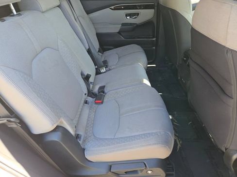 Certified 2023 Honda Pilot LX image 21