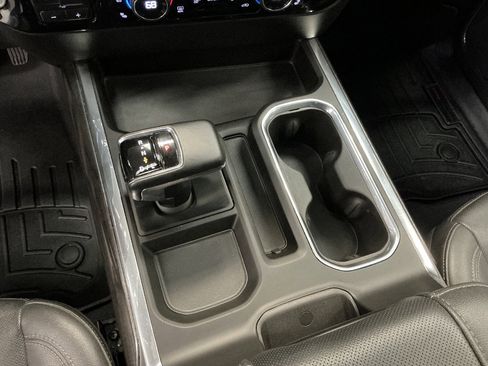 Used 2023 Chevrolet Silverado 1500 LTZ w/ LTZ Premium Package AWD/4WD image 18