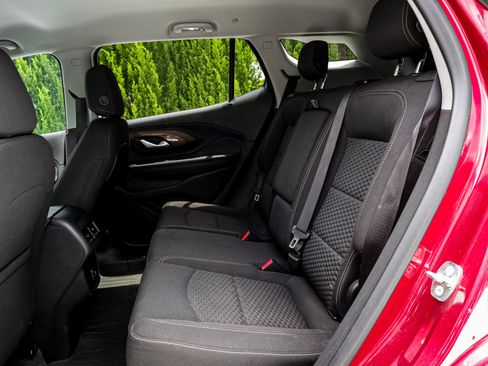 Used 2018 GMC Terrain SLE FWD image 8