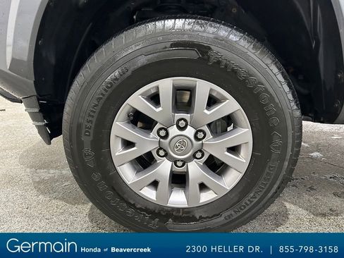 Used 2016 Toyota Tacoma SR5 image 14