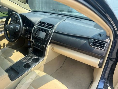 Used 2015 Toyota Camry XLE FWD image 8