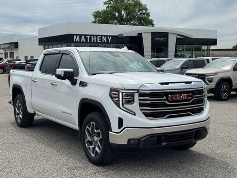 Used 2022 GMC Sierra 1500 SLT w/ SLT Convenience Package AWD/4WD image 8