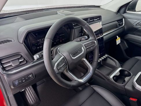 New 2026 GMC Terrain Denali w/ LPO, Black Badging Package image 10