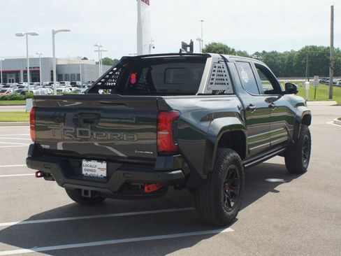 Used 2025 Toyota Tacoma TRD Pro AWD/4WD image 20