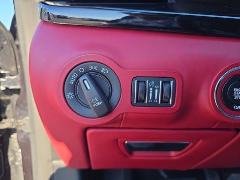 Used 2018 Maserati Quattroporte S GranLusso image 21