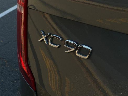 Used 2018 Volvo XC90 T6 Inscription w/ Convenience Package image 13