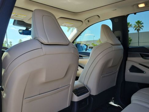 Used 2025 INFINITI QX60 Luxe w/ Lighting Package (N94) image 11