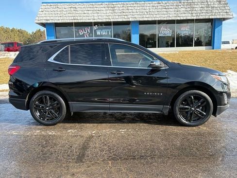 Used 2020 Chevrolet Equinox LT w/ Midnight Edition image 4