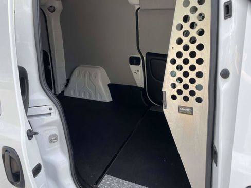 Used 2022 RAM ProMaster City Tradesman FWD image 18