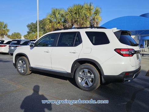 New 2026 Honda Pilot EX-L image 3