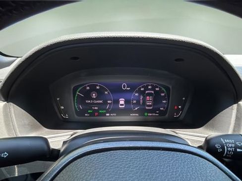 Used 2023 Honda Accord Sport image 15