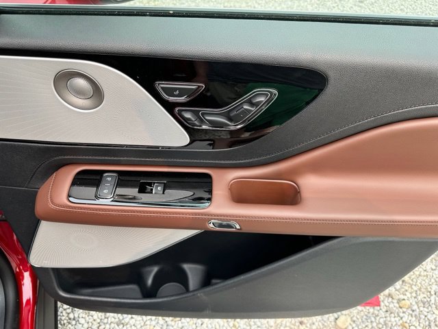 New 2026 Lincoln Aviator Reserve AWD/4WD image 24