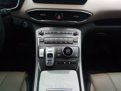 Used 2023 Hyundai Santa Fe SEL w/ Premium Package image 11