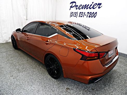 Used 2022 Nissan Altima 2.5 SR image 4