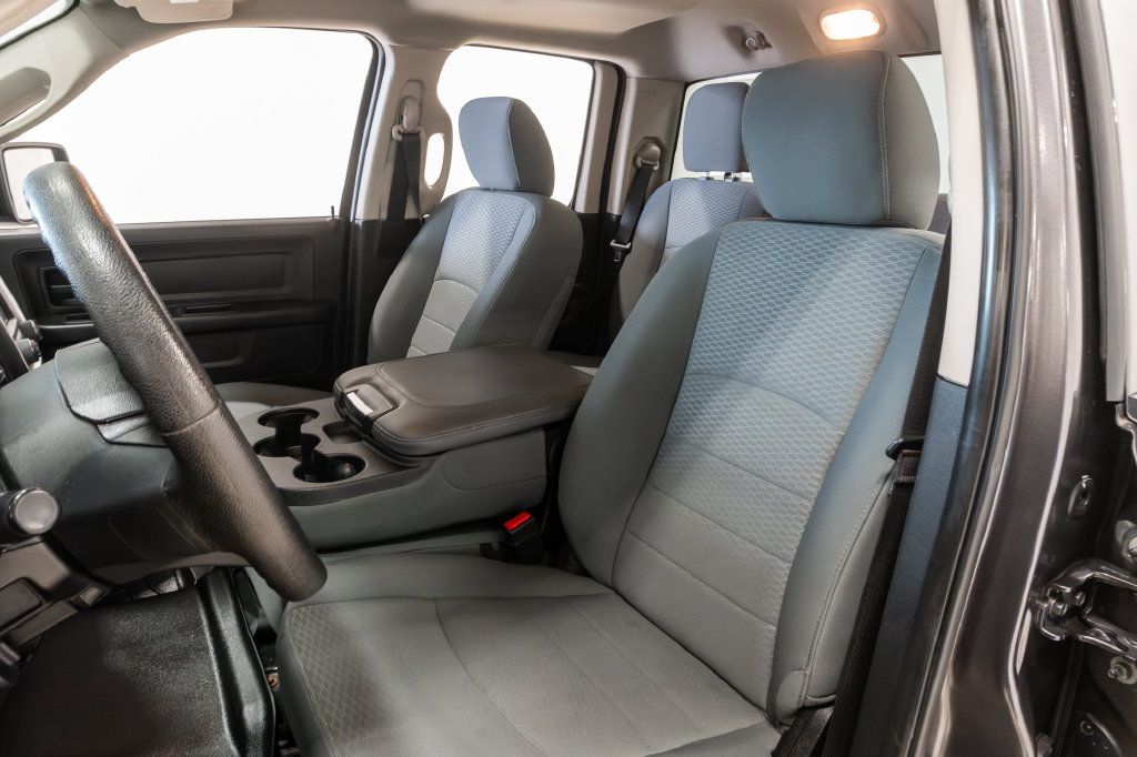 Used 2017 RAM 1500 Express w/ Express Value Package AWD/4WD image 9