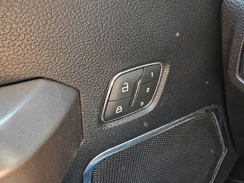 Used 2019 Ford F150 Platinum image 21