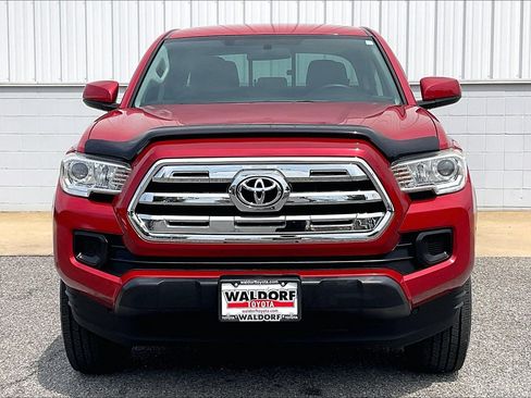 Used 2017 Toyota Tacoma SR w/ Tow Package AWD/4WD image 3