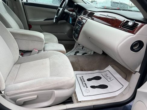 Used 2008 Chevrolet Impala LT FWD image 4