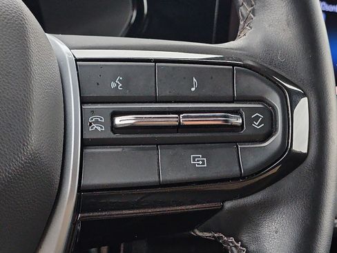 Certified 2023 Chevrolet Colorado LT w/ LT Convenience Package image 21