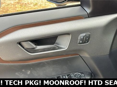 New 2025 Ford Bronco Sport Outer Banks w/ Outer Banks Tech Package+ image 8