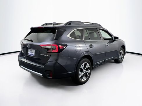 Used 2022 Subaru Outback Limited image 5