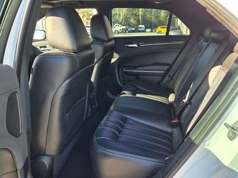 Used 2022 Chrysler 300 S image 10