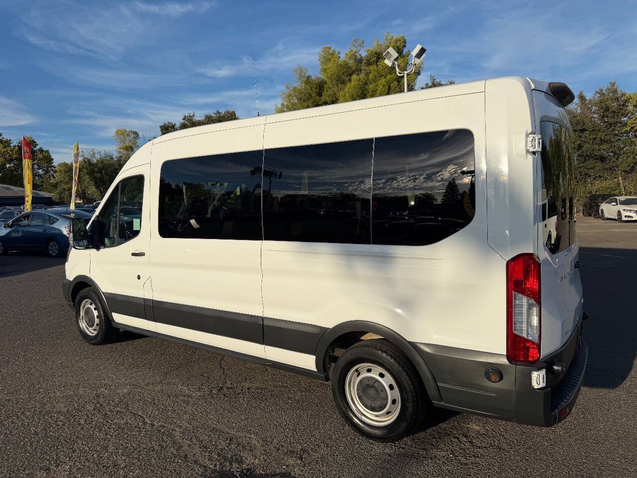 Used 2018 Ford Transit 350 XL RWD image 8