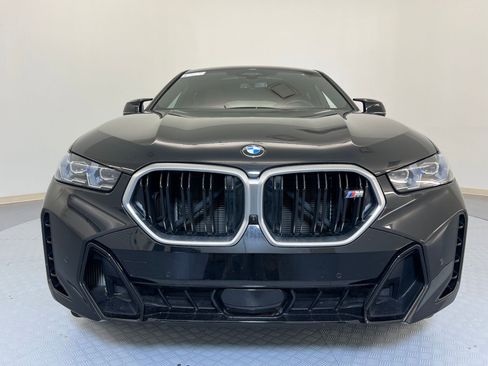 Used 2026 BMW X6 M60i image 5