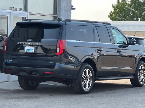 New 2025 Ford Expedition Max Active AWD/4WD image 4