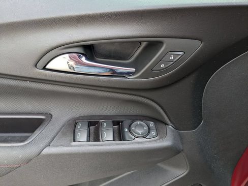 Used 2022 Chevrolet Equinox RS AWD/4WD image 24