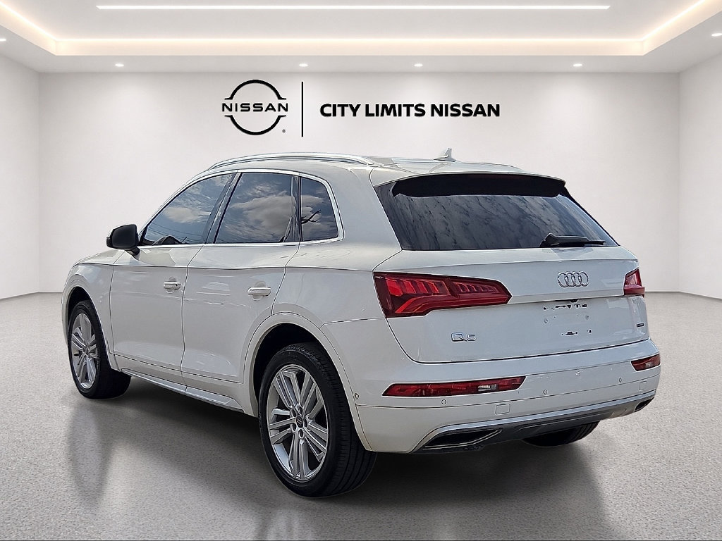 Used 2020 Audi Q5 Prestige w/ Prestige Package AWD/4WD image 4