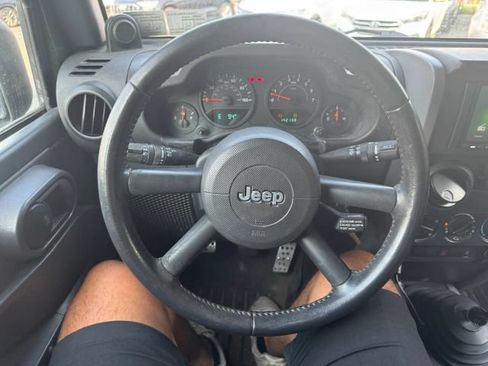 Used 2008 Jeep Wrangler X AWD/4WD image 10