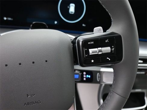 New 2026 Hyundai Ioniq 9 SEL w/ Tow & Go Package image 18