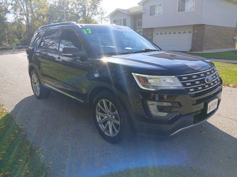 Used 2017 Ford Explorer Limited AWD/4WD image 4