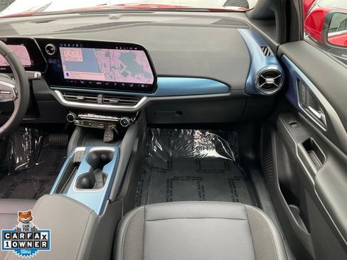 Used 2024 Chevrolet Equinox EV LT FWD image 57