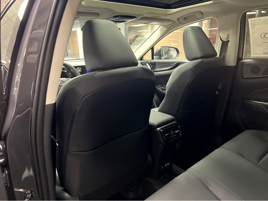 New 2026 Lexus NX 350 AWD image 19
