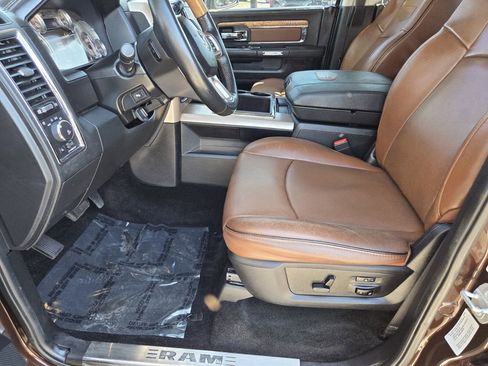 Used 2015 RAM 2500 Longhorn w/ Convenience Group image 24