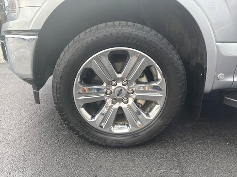 Used 2020 Ford F150 Lariat w/ Equipment Group 502A Luxury image 34