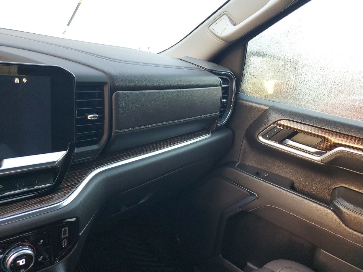 Used 2024 GMC Sierra 1500 Elevation w/ X31 Off-Road Package AWD/4WD image 27