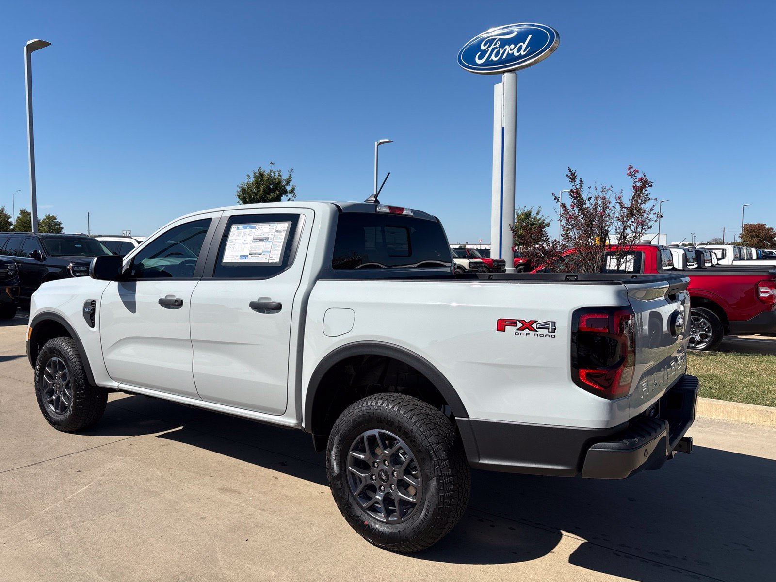 New 2026 Ford Ranger XLT w/ Equipment Group 301A High AWD/4WD image 3
