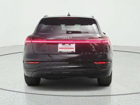 Used 2024 Audi Q8 e-tron Premium AWD/4WD image 6
